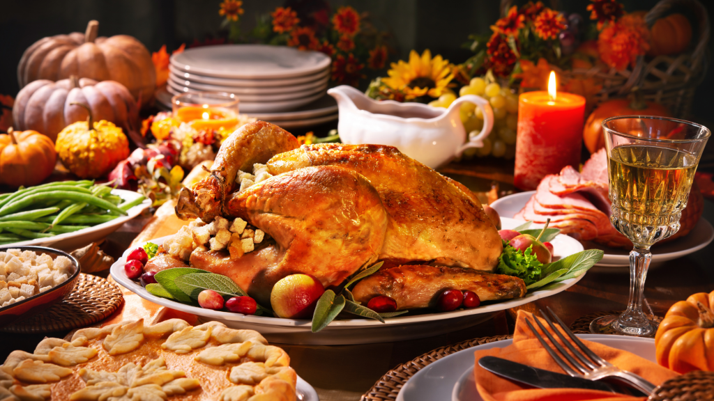 eating yummy food on thanksgiving after reading kaizo health's top ten tips for a healthy thanksgiving
