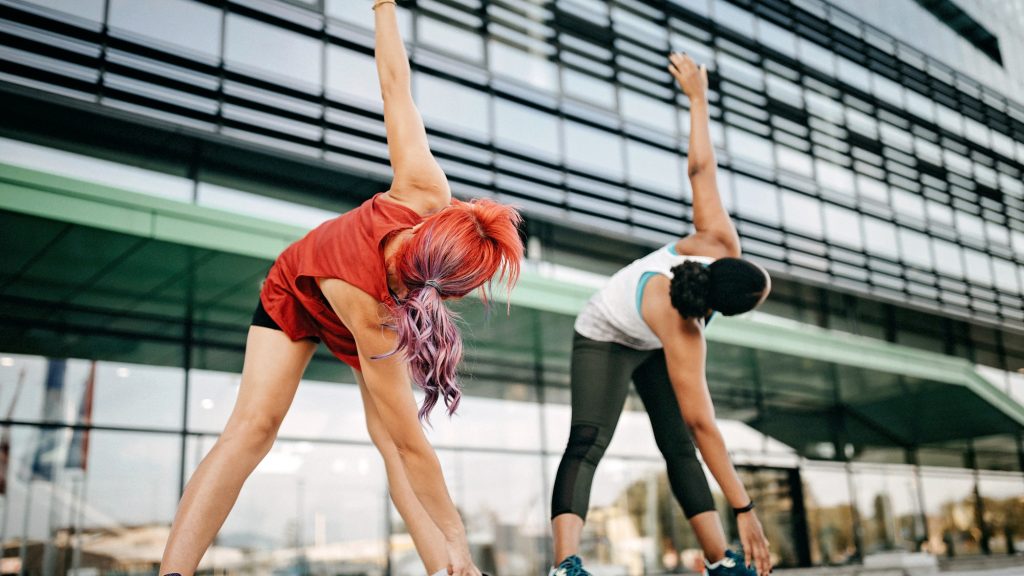 proper warm up to avoid back pain while exercising 